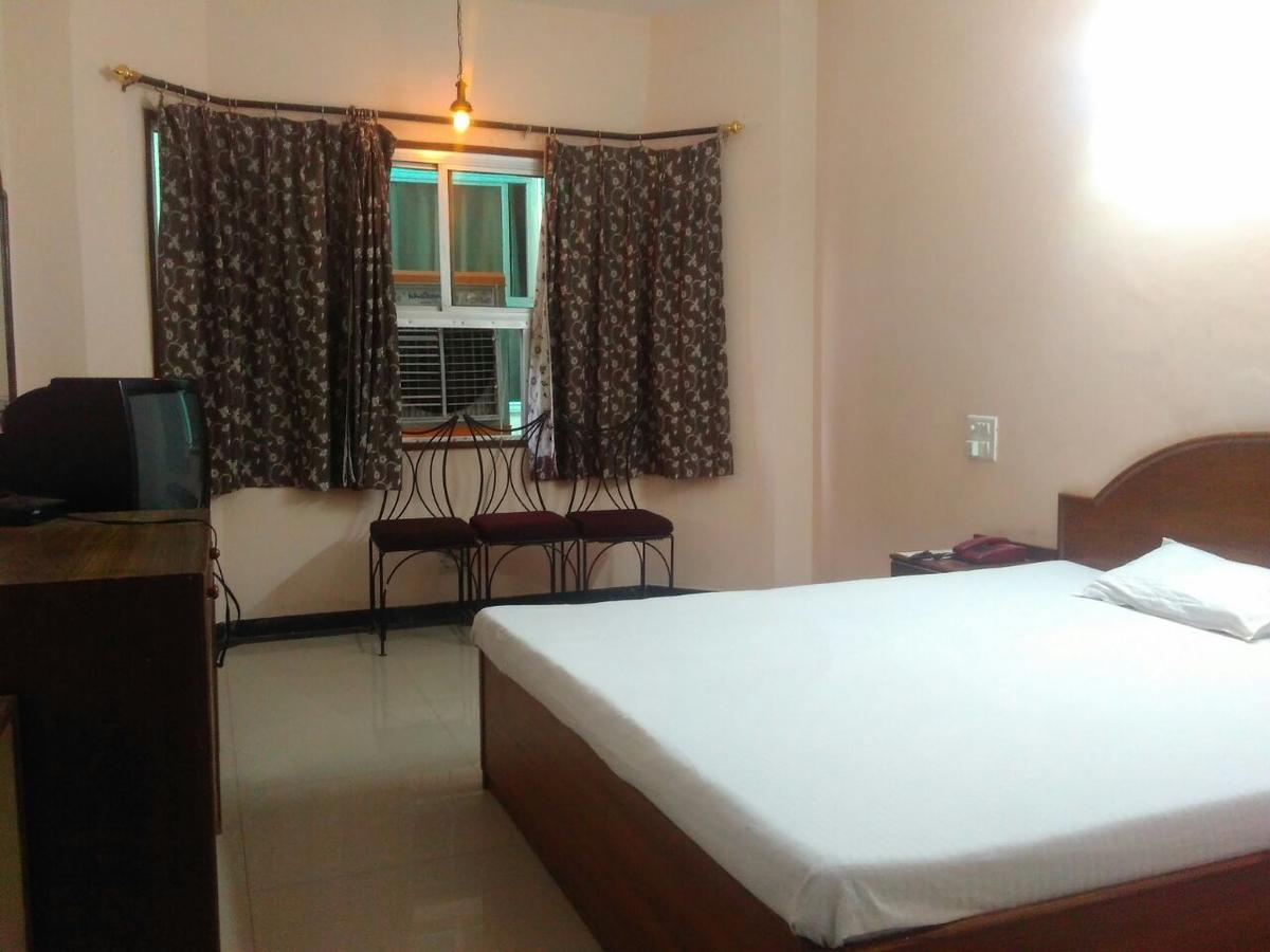 Capital O 84122 Hotel Trilok Palace 斋浦尔 外观 照片